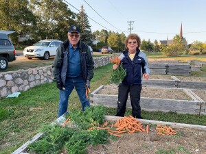 rita and lloyd garden